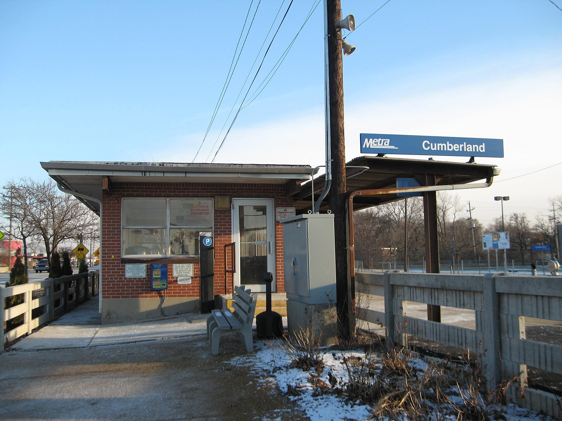 Cumberland Metra station in Des Plaines