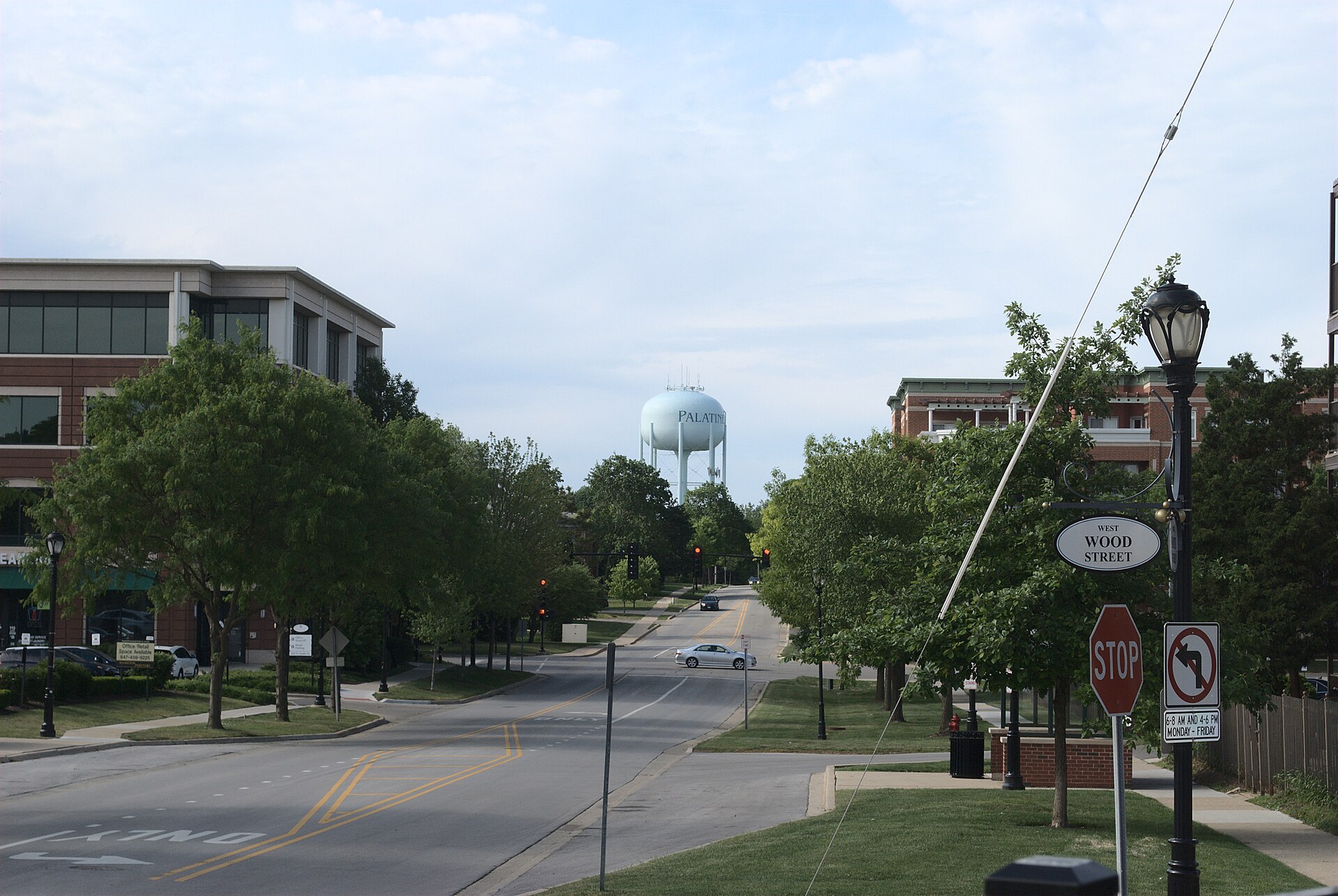Smith Street looking from Wood Street in downtown Palatine